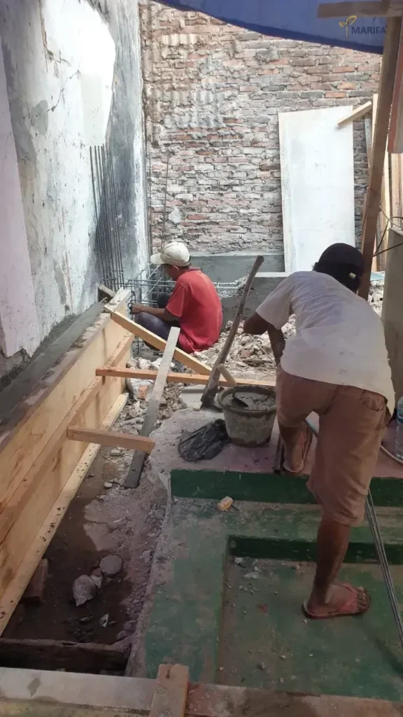 Rumah Tinggal Keluarga Besar 2 Lantai Yang Dibangun Di Kota Bekasi 13