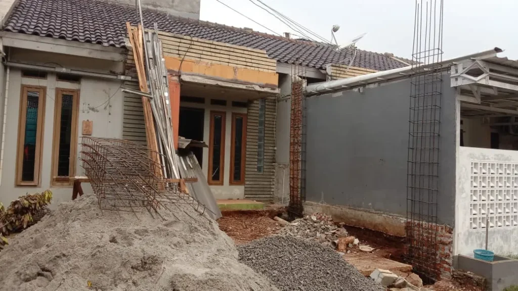 31 Rumah Tinggal Keluarga Besar 2 Lantai Yang Dibangun Di Kota Bekasi