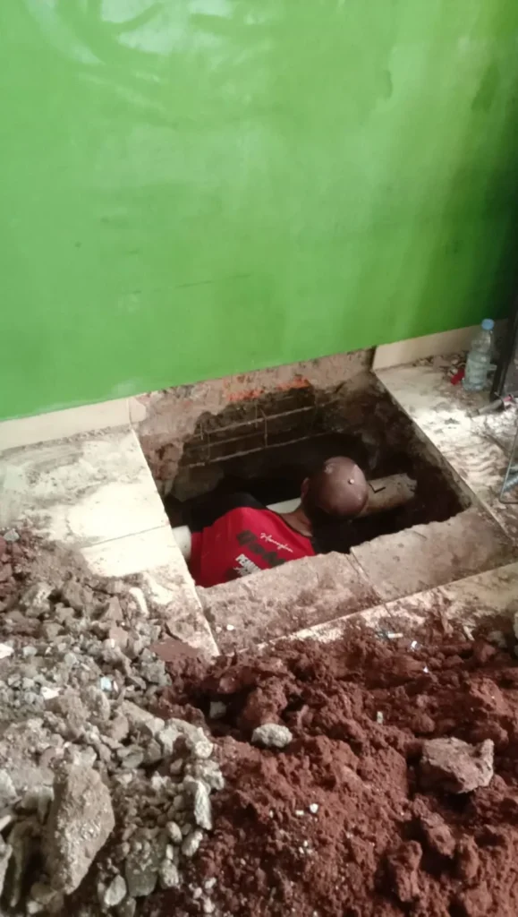 37 Rumah Tinggal Keluarga Besar 2 Lantai Yang Dibangun Di Kota Bekasi